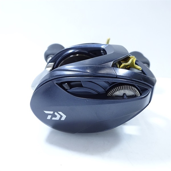 ２３スティーズＡⅡＴＷ８＇５左
